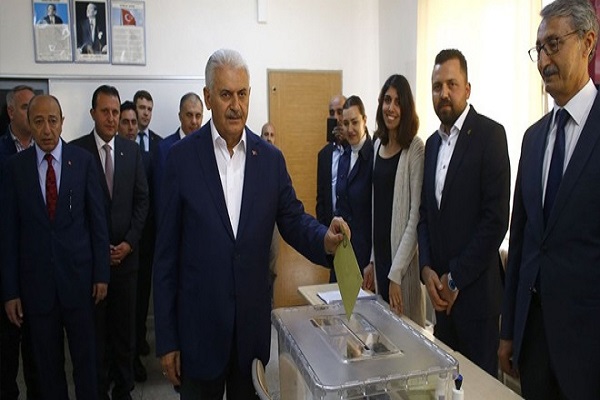 Başbakan Yıldırım'dan sandık başında önemli açıklamalar