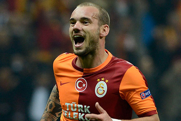 Wesley Sneijder, Fenerbahçe-Galatasaray maçında oynayacak mı