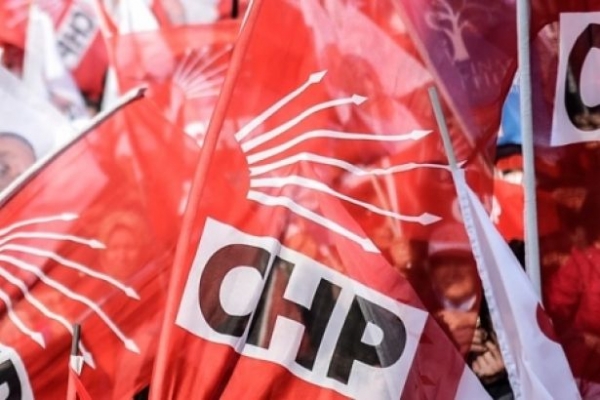 CHP'li vekillerden grevdeki eğitimciler için Başbakana mektup