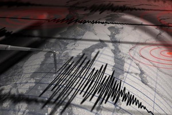 Bodrum'da peş peşe korkutan depremler