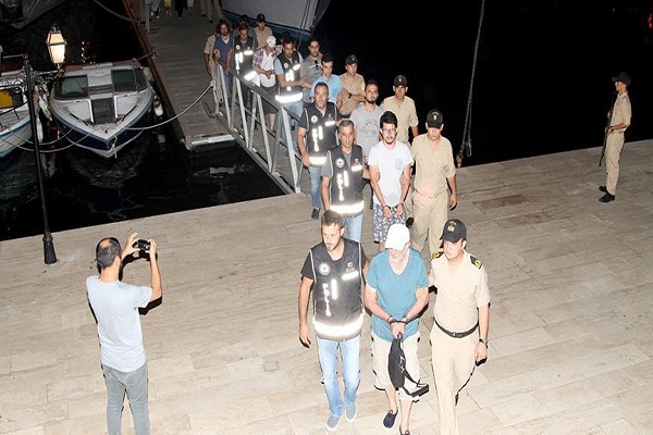 FETÖ'den aranan 9 zanlı Yunanistan'a kaçmak üzereyken yakalandı