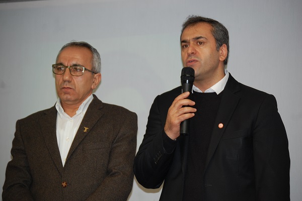 İAKM ve Cemevi tarafından düzenlenen Aşure'ye binlerce vatandaş katıldı