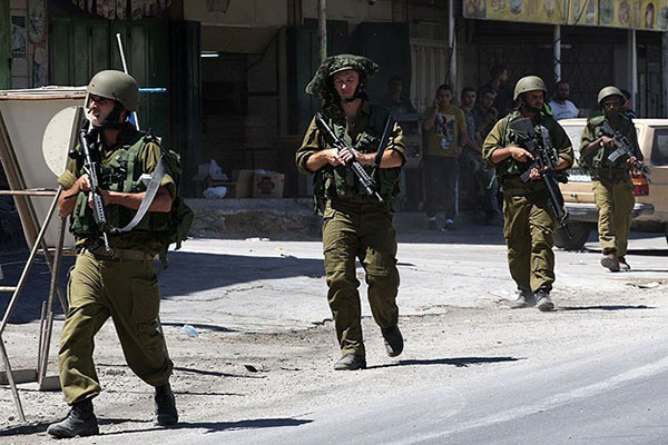 İsrail Nablus'a girişi kapattı