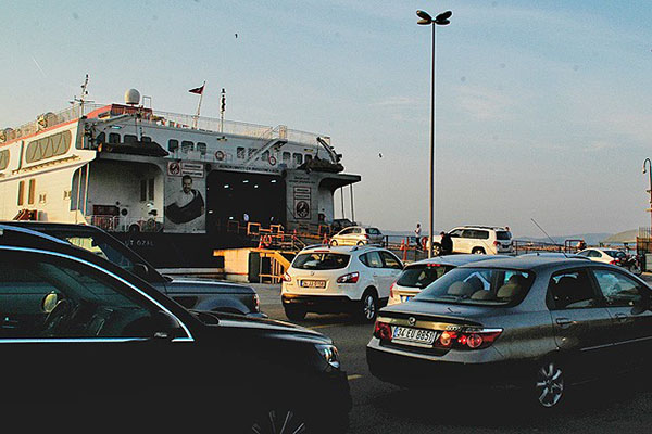 İstanbul'a dönüş yolunda yoğunluk