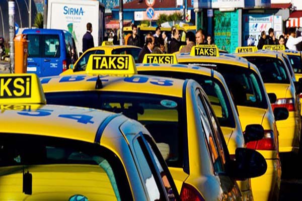 İstanbul'da taksimetre açılış ücretleri arttı