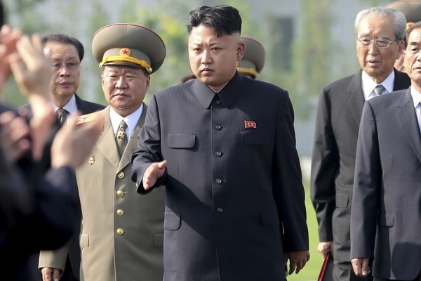 Kim Jong-un Guam'a yönelik saldırı hakkında bilgi aldı