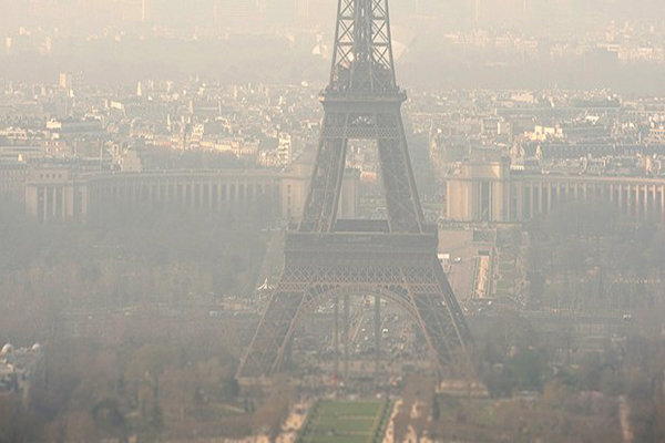 Paris'te hava kirliliği paniği