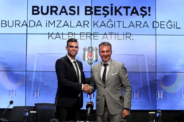 Pepe resmen Beşiktaş'ta