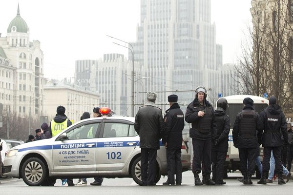Flaş, Rusya'da bıçaklı saldırgan 8 kişiyi yaraladı