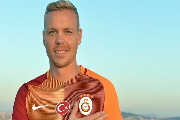 Galatasaray Sigthorsson'a rest çekti futbolcu sahalara döndü