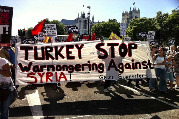 Gezi Parkı Destekçileri Suriye Savaşa Hayır Protestodaydı