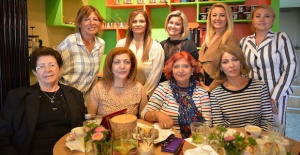 Zehra Başaran’a İngiltere Kadın Platformu’ndan Mambocino’da veda çayı