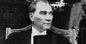 Fransız tarih dergisi Aralık sayısını Atatürk'e ayırdı