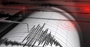 SON DAKİKA, İstanbul'da şiddetli deprem oldu