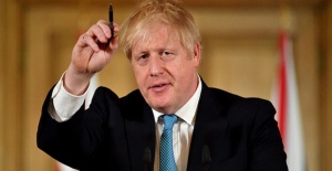 İngiltere Kabine Bakanı Gove: 'Başbakan solunum cihazına bağlı değil'