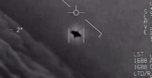 Pentagon üç UFO videosu yayımladı