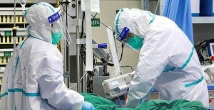 Ukrayna'da 530 sağlık çalışanına koronavirüs bulaştı