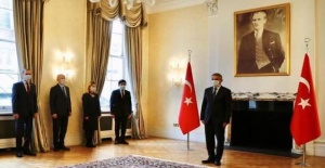 Londra ve Dublin Büyükelçiliklerinde "Atatürk" anıldı 