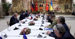 İstanbul'daki Rusya-Ukrayna müzakere heyetleri toplantısı başladı