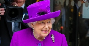 Kraliçe Elizabeth, 59 yıl sonra ilk kez...