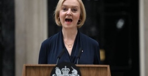 İngiltere Başbakanı Liz Truss istifa etti