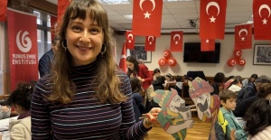Cumhuriyet Bayramı Coşkusu Londra Yunus Emre Enstitüsü’nde çocuklarla yaşandı