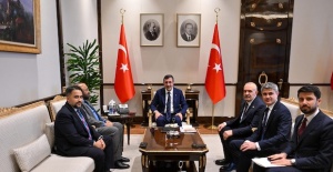 Cevdet Yılmaz, Londra#039;dan gelen...