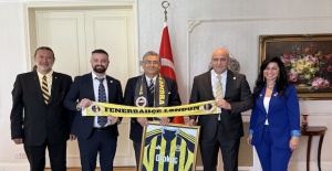 Fenerbahçeliler’den Londra Başkonsolosu Hasan Ulusoy’a ziyaret