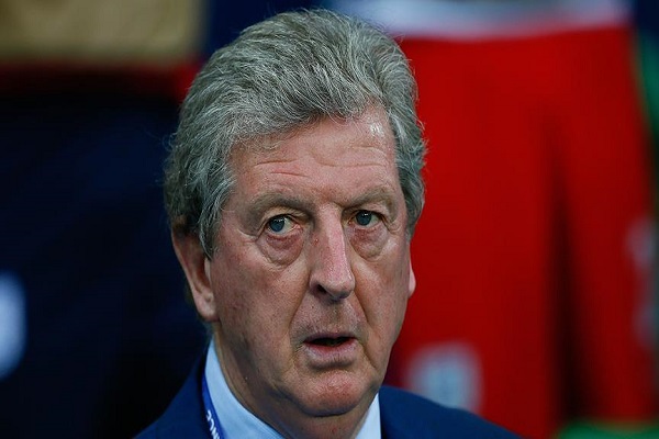 İngiltere Milli Takımı teknik adamı Roy Hodgson görevinden istifa etti