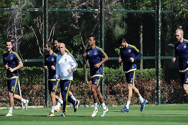 Fenerbahçe, Mersin İdmanyurdu maçı hazırlıklarına başladı