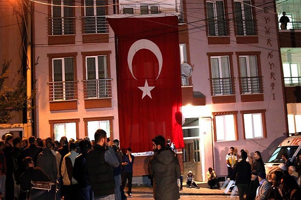 Nusaybin'de yaralanan polis tedavi gördüğü GATA'da şehit düştü