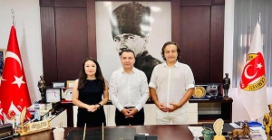 Antalya Gazeteciler Cemiyeti ile Kazakistan Türk Dili Konuşan Gazeteciler Vakfı kardeşlik protokolü