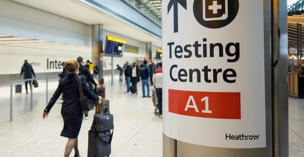 Uçuş öncesi PCR testi zorunluluğunun İngiltere#039;de kaldırılması ne zaman yürürlüğe girecek ? Tarihi açıklandı